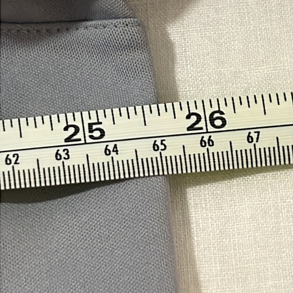 Disney’s 2018 EPCOT Food & Wine Festival Nike Dri Fit Polo - Picture 9 of 9